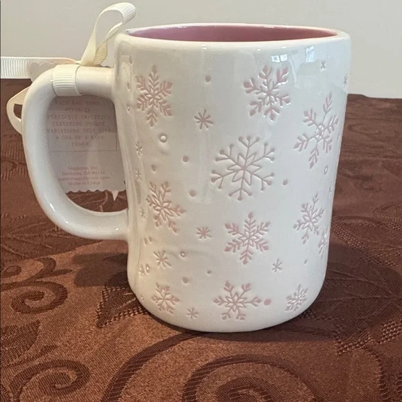 🎀🎄Rae Dunn Holiday Mug - Picture 2 of 10